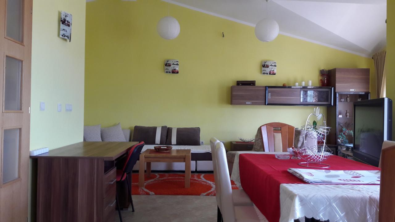 Porodicni Apartman Herceg Novi Exterior foto